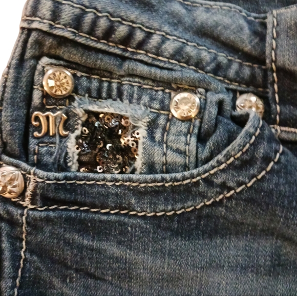 MISS ME BOOTCUT JEANS.  Womens. Size 28. Medium wash. - Picture 5 of 15